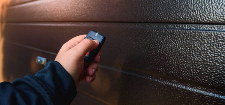 automatic door opener with remote control in Menifee