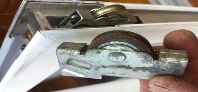 screen door roller repair in Menifee
